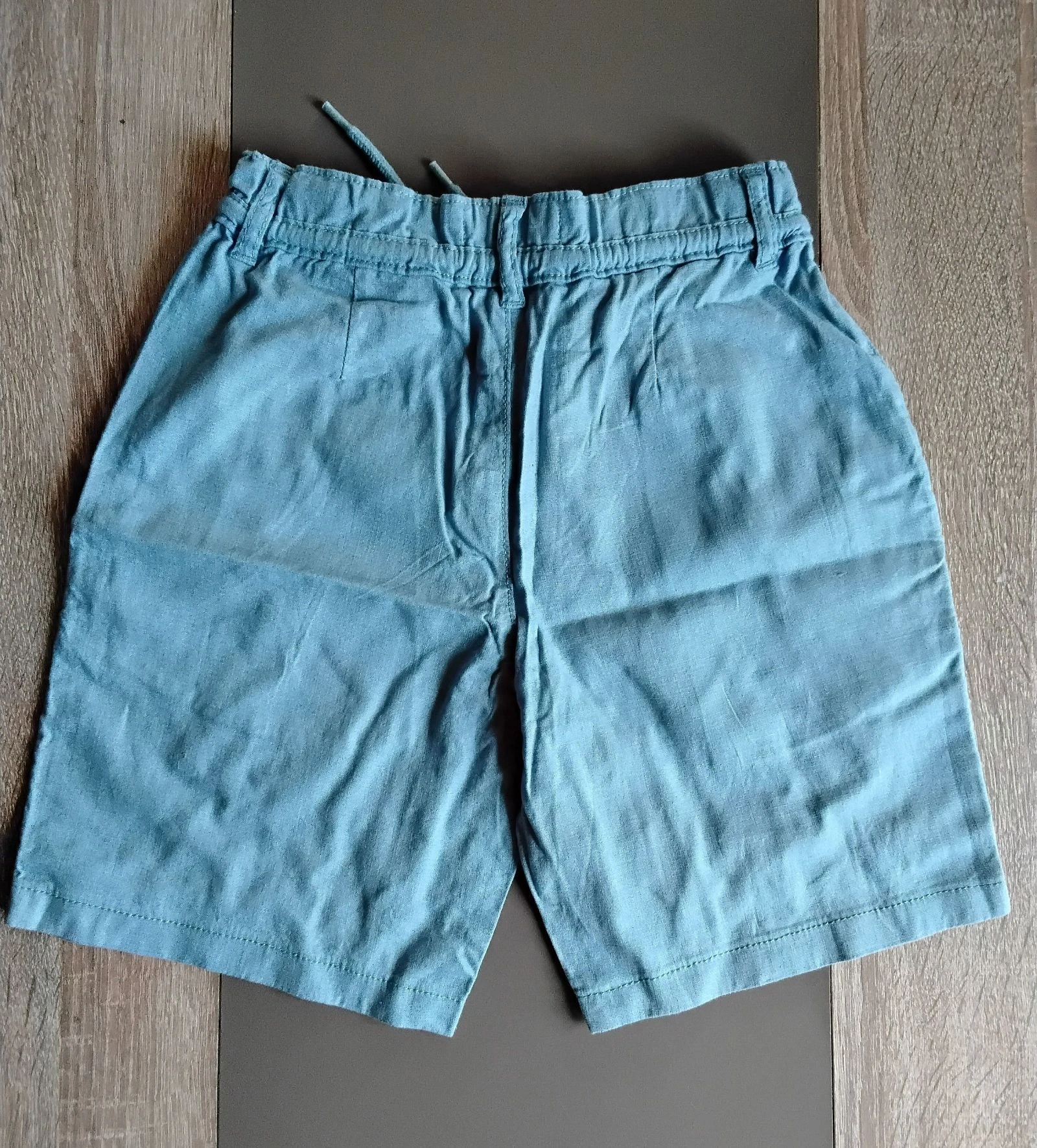 Pantalones cortos ligeros y elegantes – photo 2